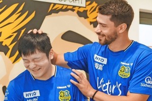 触底反弹!樊振东德甲首次二连胜,他赛后坦言全靠这两位“贵人” 触底反弹!樊振东德甲首次二连胜,他赛后坦言全靠这两位“贵人”