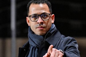 英超主帅真难当！三人拿下月最佳后下课，新科欧联冠军也想换帅