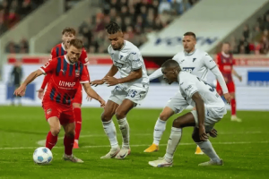 德甲保级生死战：沃夫斯堡VS海登海姆，残阵对决下的命运博弈