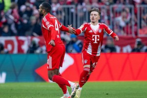 阿森纳迎战拜仁的欧冠大战：拜仁能否再次称霸伦敦？