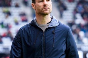 阿隆索不在固执！皇马6000万前锋逆袭，1个月从替补升至当家核心