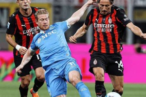 囧叔迷魂阵戏耍孔蒂,普利西奇传射AC米兰2-1那不勒斯登顶意甲 囧叔迷魂阵戏耍孔蒂,普利西奇传射AC米兰2-1那不勒斯登顶意甲