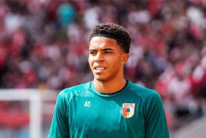 德甲第18轮对决：奥格斯堡主场迎战弗赖堡，谁能摆脱低迷重返胜轨？