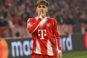 拜仁新星崛起！17岁欧冠三连击打破姆巴佩纪录，3个月身价飙升13倍