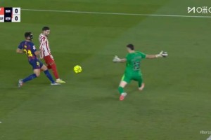 硬碰硬！巴萨3-1马竞 超越皇马领跑西甲