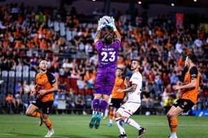 周六010 西甲 皇家奥维耶多VS维戈塞尔塔：比分预测