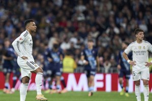 西甲0-2爆冷！姆巴佩吐饼+威尼修斯11场0球，下周欧冠拿什么打曼城？