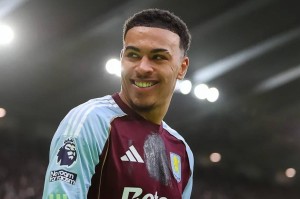 今夏转会有戏！曼联追德甲中场要花4000万，热刺看上亿元英格兰国脚