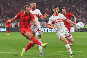 周六010 德甲前瞻：圣保利VS斯图加特——升班马挑战与欧冠黑马的实力鸿沟