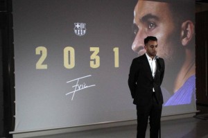 曝巴萨相中曼联弃将！15轮狂轰11球领跑法甲射手榜，格林伍德能否重返巅峰？