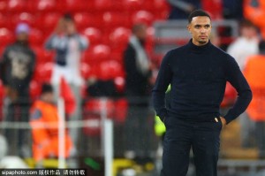 利物浦与科纳特的续约博弈：皇家马德里退出后，红军能否留住这位防线中坚？