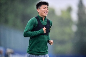 24岁退役国脚复出!加盟乌兰布察登陆蒙超联赛,曾效力狼队+国安 24岁退役国脚复出!加盟乌兰布察登陆蒙超联赛,曾效力狼队+国安