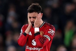 英超冷门多豪门问题多，曼联1比1西汉姆，B费错失良机被质疑