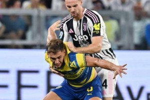 补时绝杀+神奇逆转！意甲豪强欧冠首胜，斯帕莱蒂换人神了