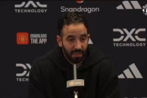 1亿英镑对决！曼联为击败曼城拼了，但砸钱买人真的能解决问题吗？