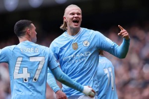 曼城2比0布伦特福德，轮换阵容赢球更轻松，谢尔基世界波够关键