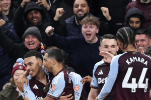 1-2！曼联倒下：4场仅1胜，23岁天才一战封神：梅开二度