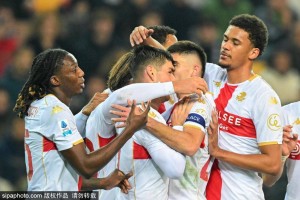 意甲联赛激战：佛罗伦萨迎来首胜，莫伊塞·基恩双响助力！