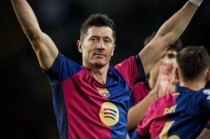 西甲联赛榜出炉！3-1巴萨逆转马竞，此番一战踢出冠军相