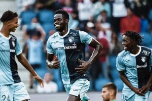 法国杯跨级别对决：勒阿弗尔主场止颓迎亚眠，法甲劲旅借势取胜